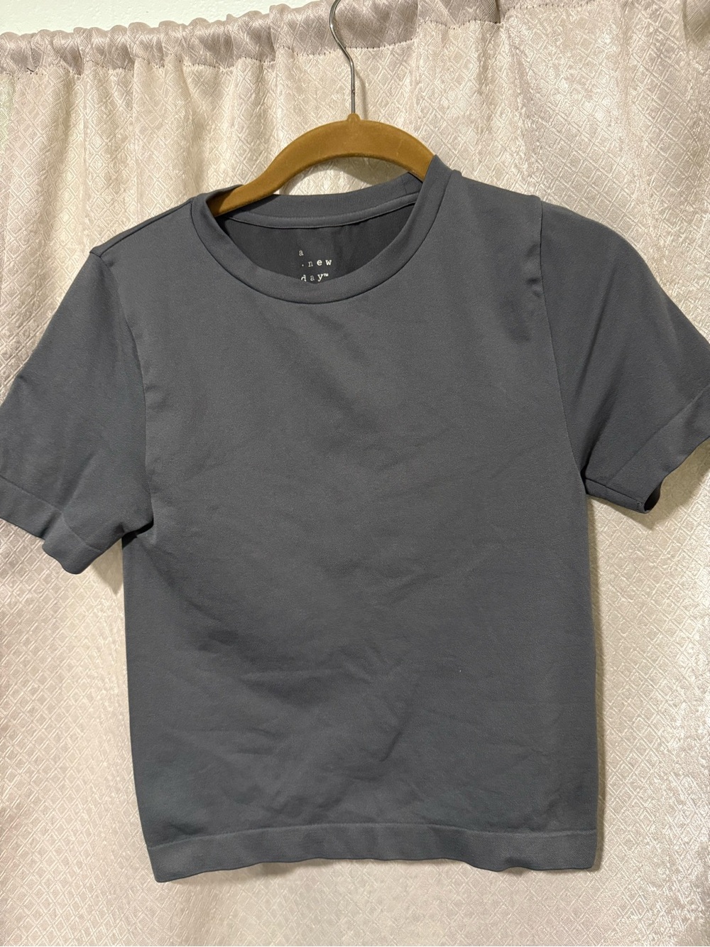Short Sleeve Crewneck Top - Gray